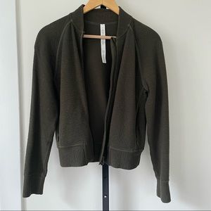 LULULEMON ZIP JACKET